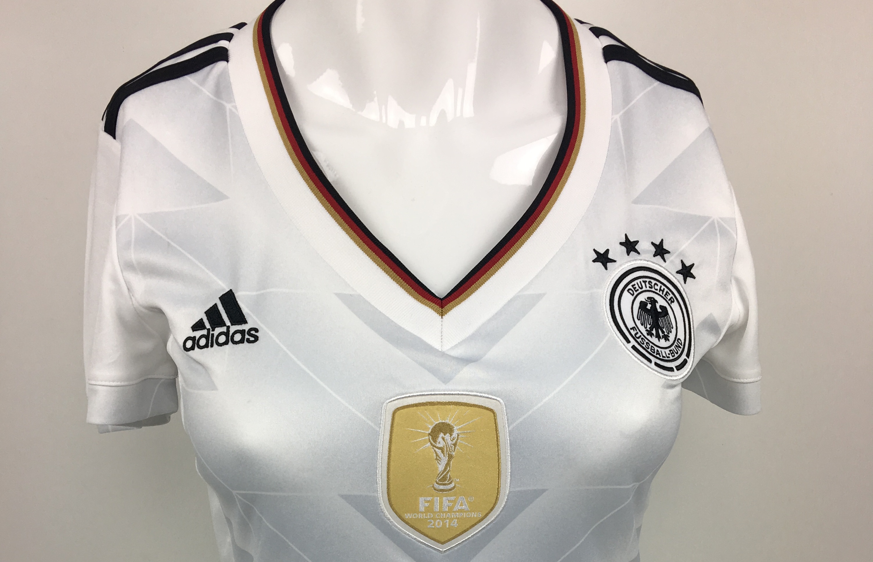 E Quip De Adidas Dfb Heimtrikot Confed Cup Frauen